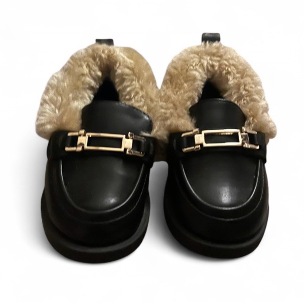 GAP Black Faux-Fur Lined Baby Walker Loafers with Gold Accent